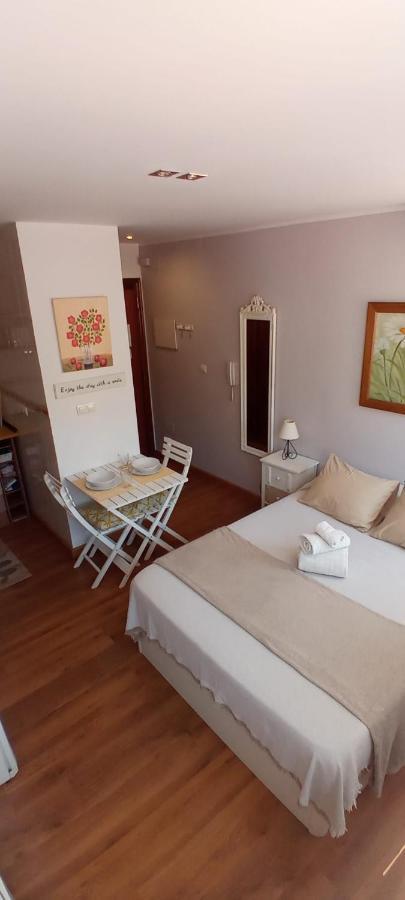 Estudio Central En Zona Petonal Y Cerca A La Playa Торемолинос Екстериор снимка